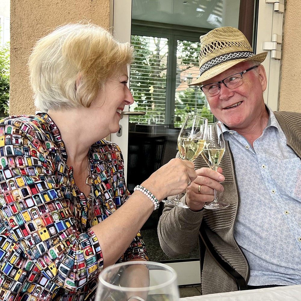 Aksel og Gitte Kiilerich sammen på en vinrejse til europæiske vingårde